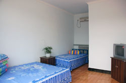 �l���¾��r��Ժ