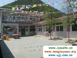 �S���������r��Ժ