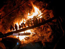 �����{���ف��r��Ժ