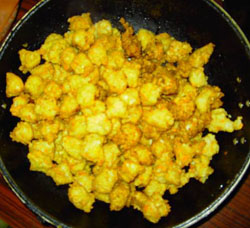 �����{���ف��r��Ժ