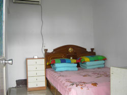 �����{���ف��r��Ժ