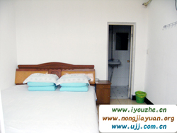 �����{�����r��Ժ