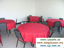 �����{���Ժ