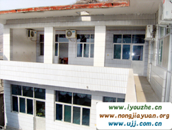 ����{��ľ�r(n��ng)��Ժ